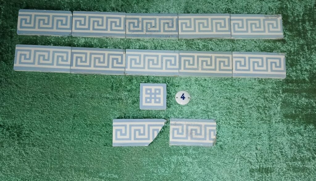 Fliesenbordure Meander